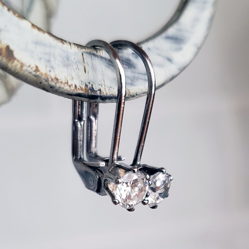 Cubic Zirconia dangle earrings